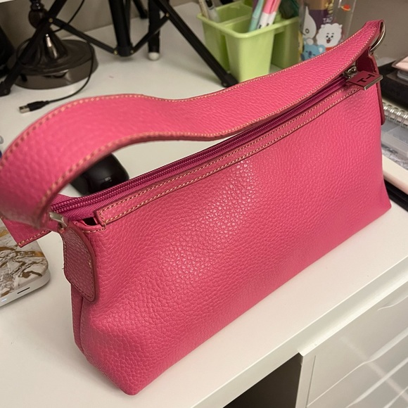 Tommy Hilfiger Hot Pink Shoulder Bag - Picture 3 of 4